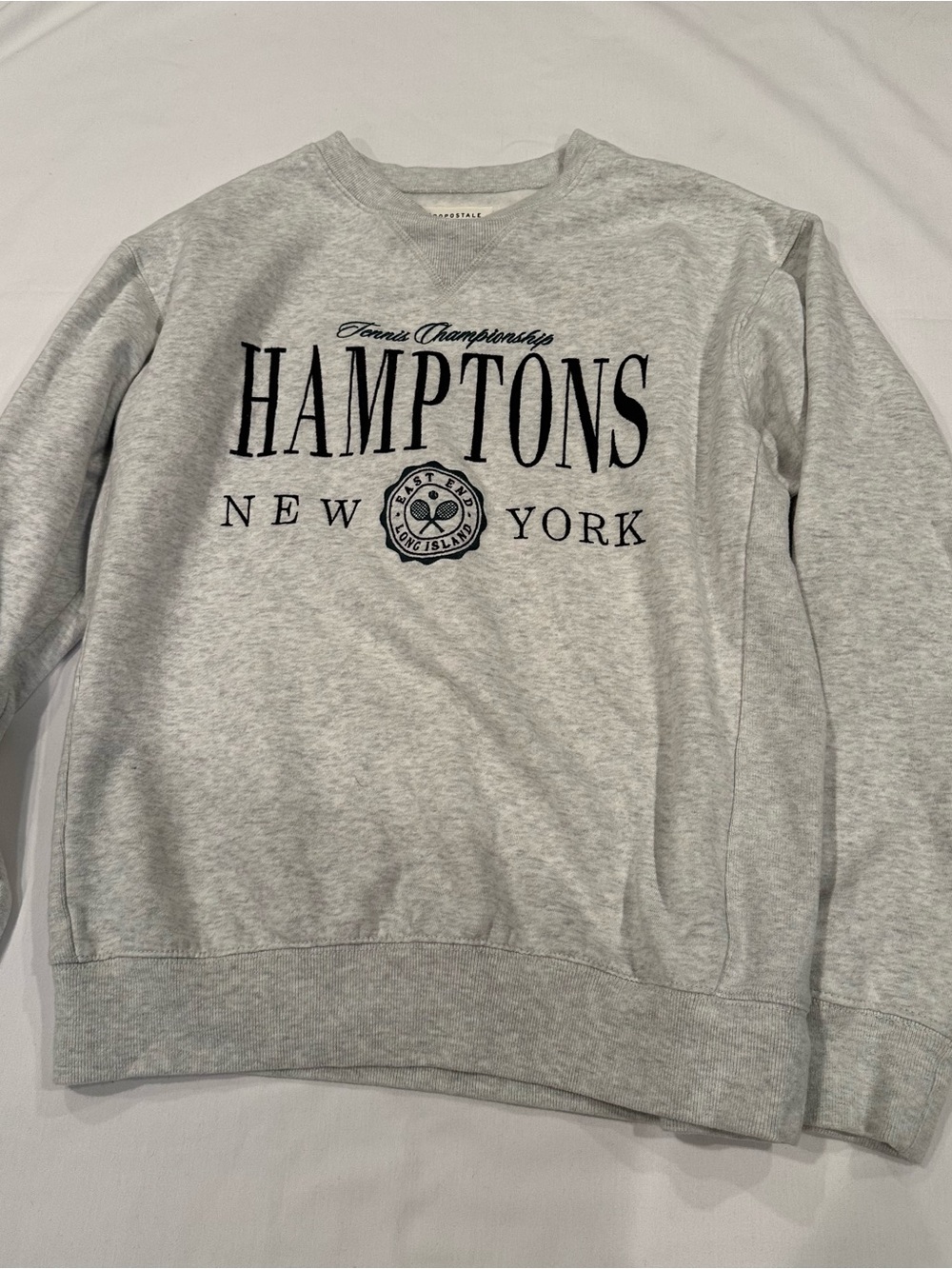 Aeropostale Light Gray HAMPTONS Oversized Crewneck Sweatshirt - Women’s XS